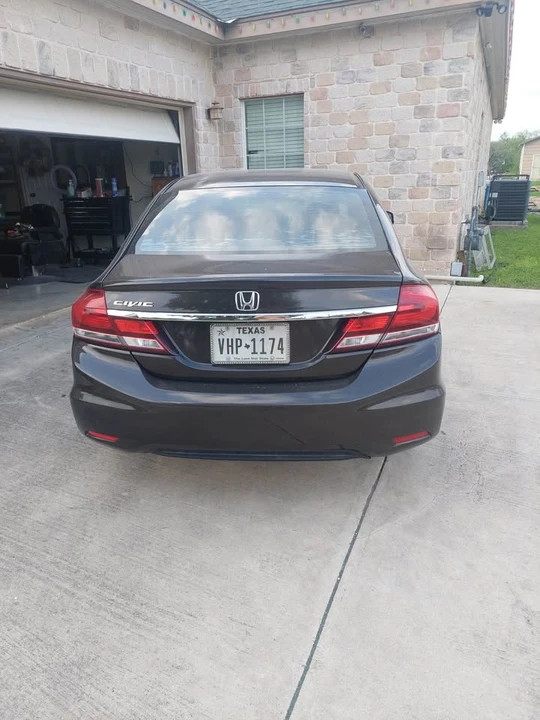 2013 Honda Civic 9th Gen - Image 3 of 3
