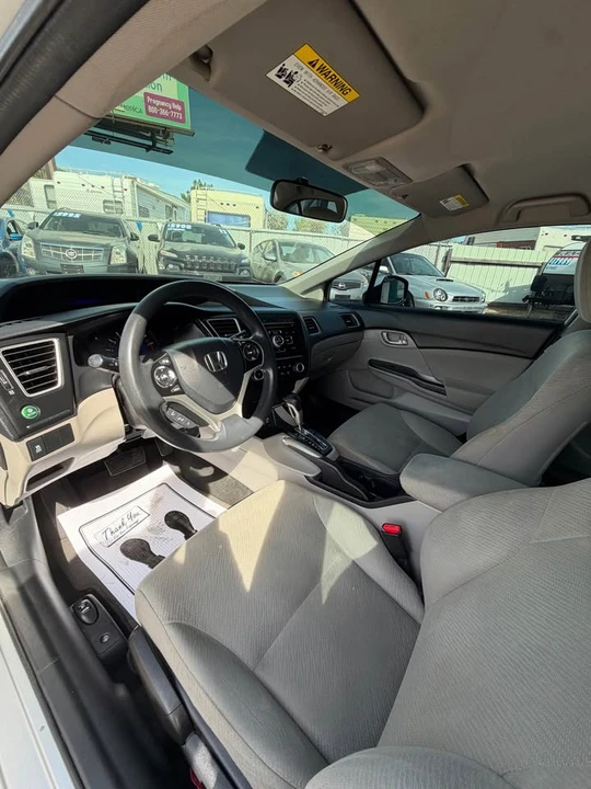 2013 Honda Civic 9th Gen - Image 6 of 10
