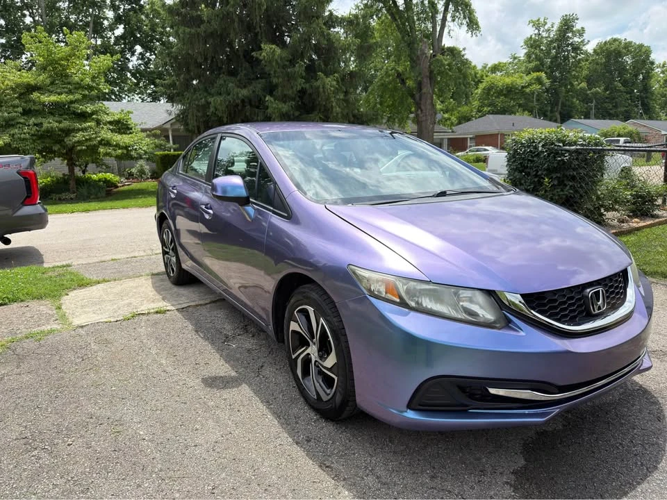 2013 Honda Civic 9th Gen - Image 2 of 8