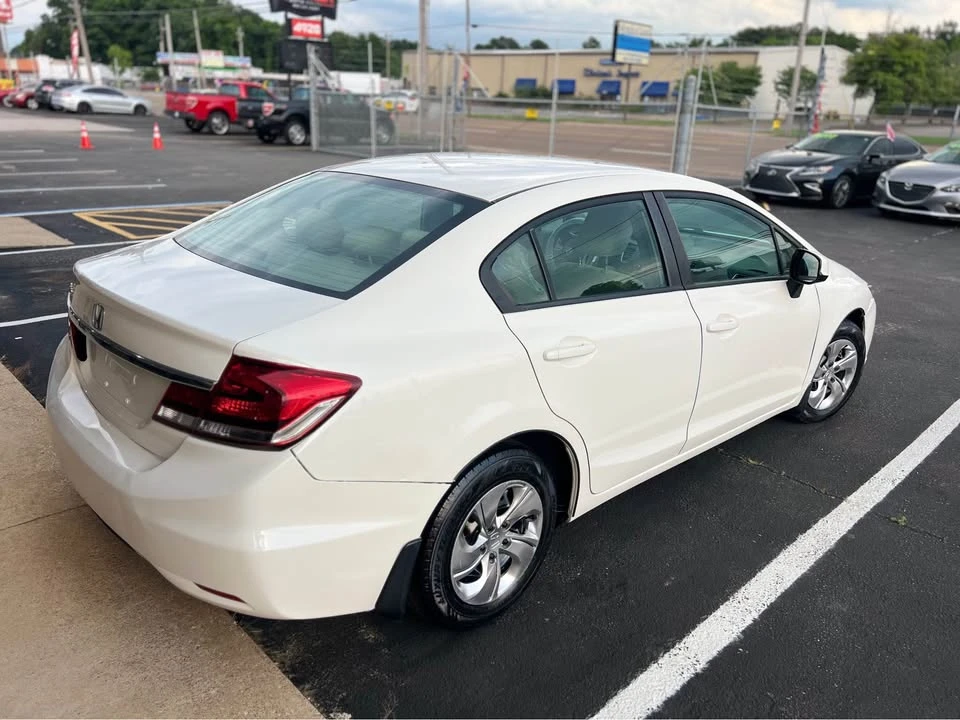 2013 Honda Civic 9th Gen - Image 6 of 14