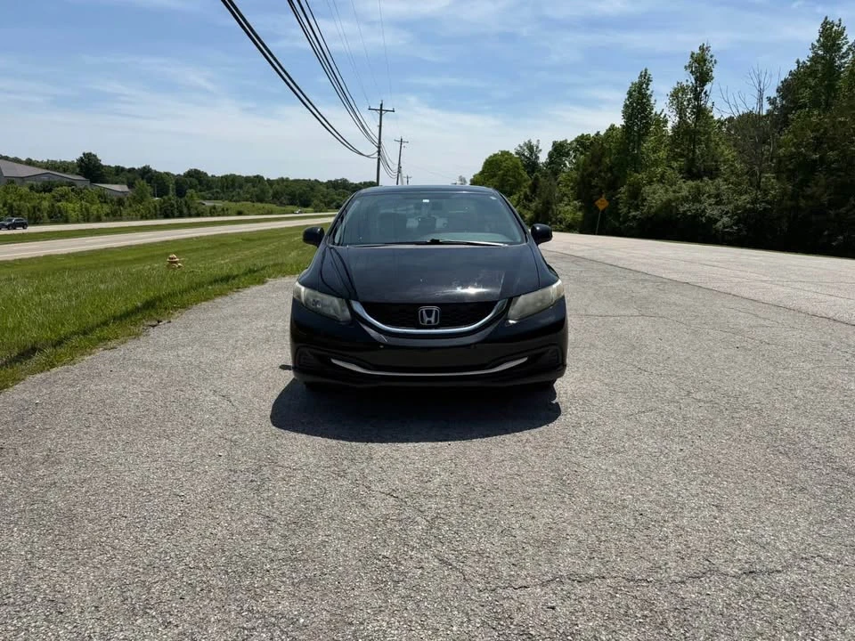 2013 Honda Civic 9th Gen - Image 2 of 8