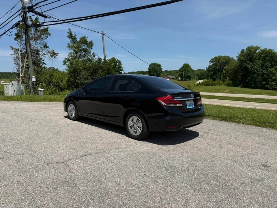 2013 Honda Civic 9th Gen - Image 5 of 8