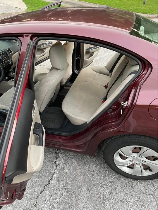 2013 Honda Civic 9th Gen - Image 7 of 10