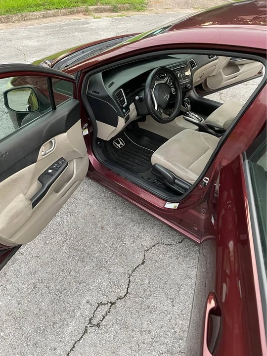 2013 Honda Civic 9th Gen - Image 6 of 10