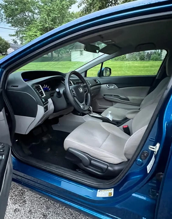 2013 Honda Civic 9th Gen - Image 7 of 10