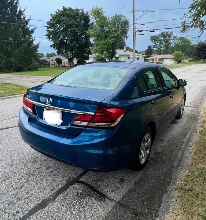 2013 Honda Civic 9th Gen - Image 5 of 10