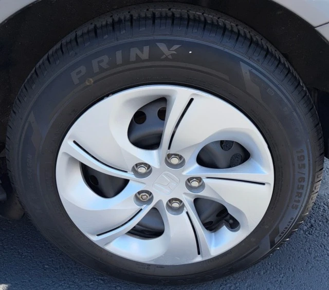 2013 Honda Civic 9th Gen - Image 18 of 31