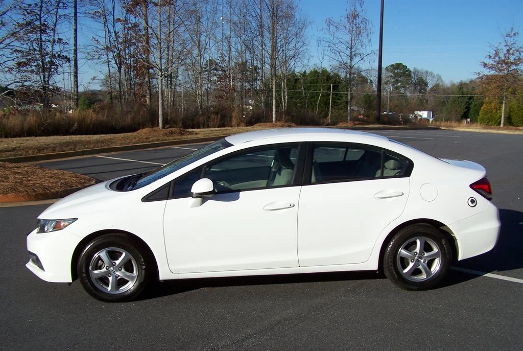 2013 Honda Civic 9th Gen - Image 3 of 31