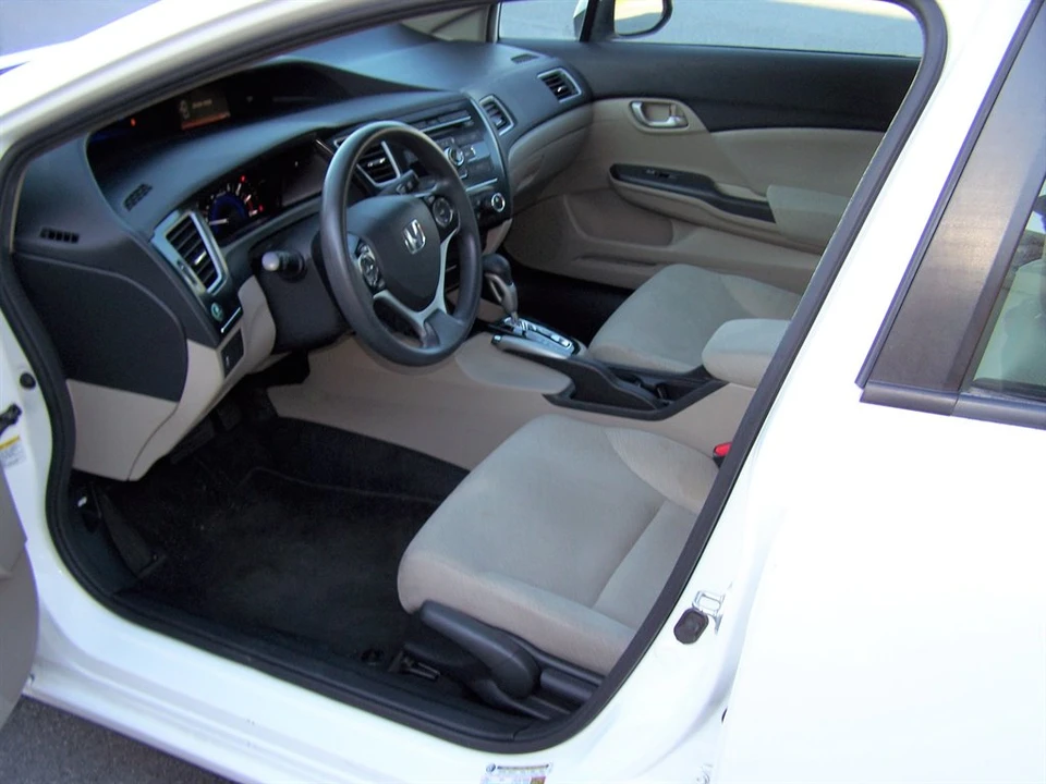 2013 Honda Civic 9th Gen - Image 29 of 31