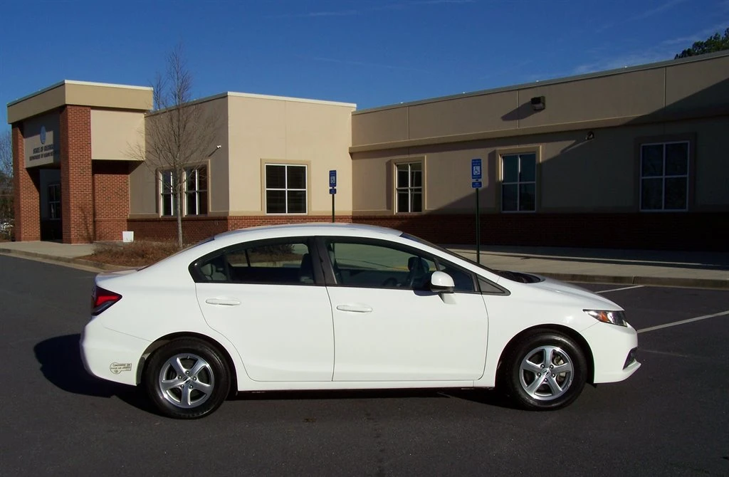 2013 Honda Civic 9th Gen - Image 9 of 31