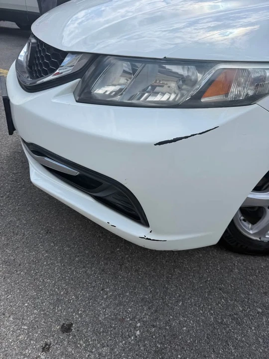 2013 Honda Civic 9th Gen - Image 3 of 11