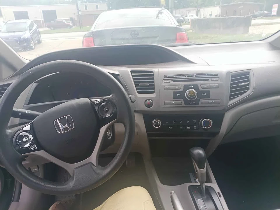 2013 Honda Civic 9th Gen - Image 4 of 7