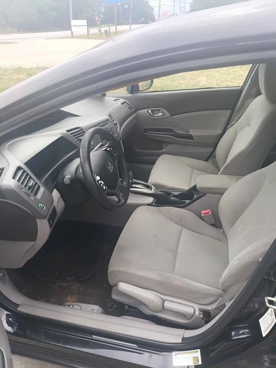 2013 Honda Civic 9th Gen - Image 5 of 7