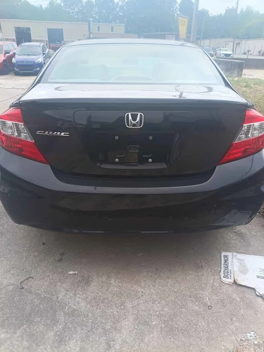 2013 Honda Civic 9th Gen - Image 2 of 7