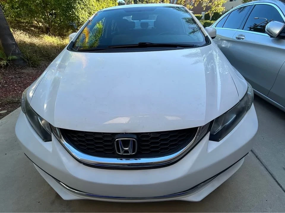 2013 Honda Civic 9th Gen - Image 2 of 10