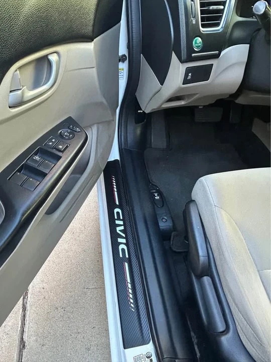 2013 Honda Civic 9th Gen - Image 6 of 10