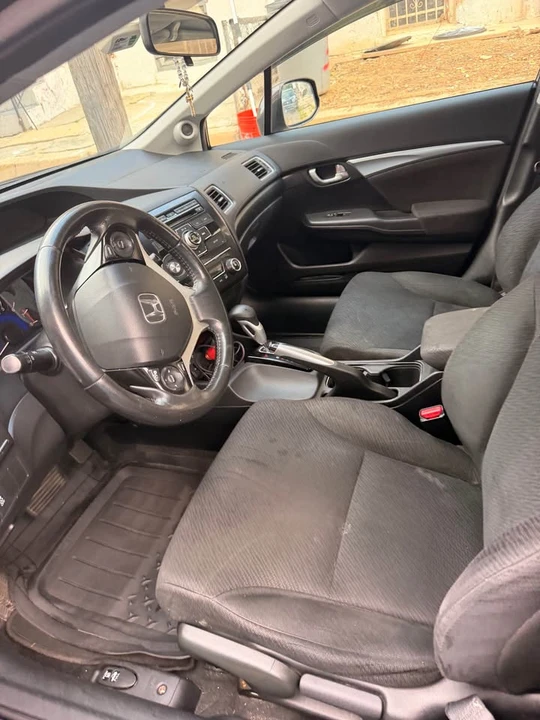 2013 Honda Civic 9th Gen - Image 3 of 6