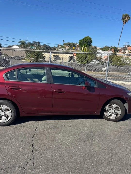 2013 Honda Civic 9th Gen - Image 8 of 10
