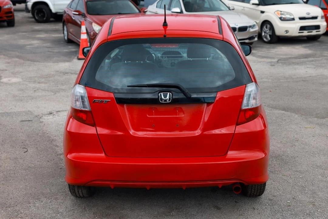 2013 Honda Fit - Image 9 of 21