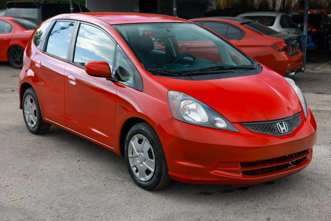 2013 Honda Fit - Image 15 of 21