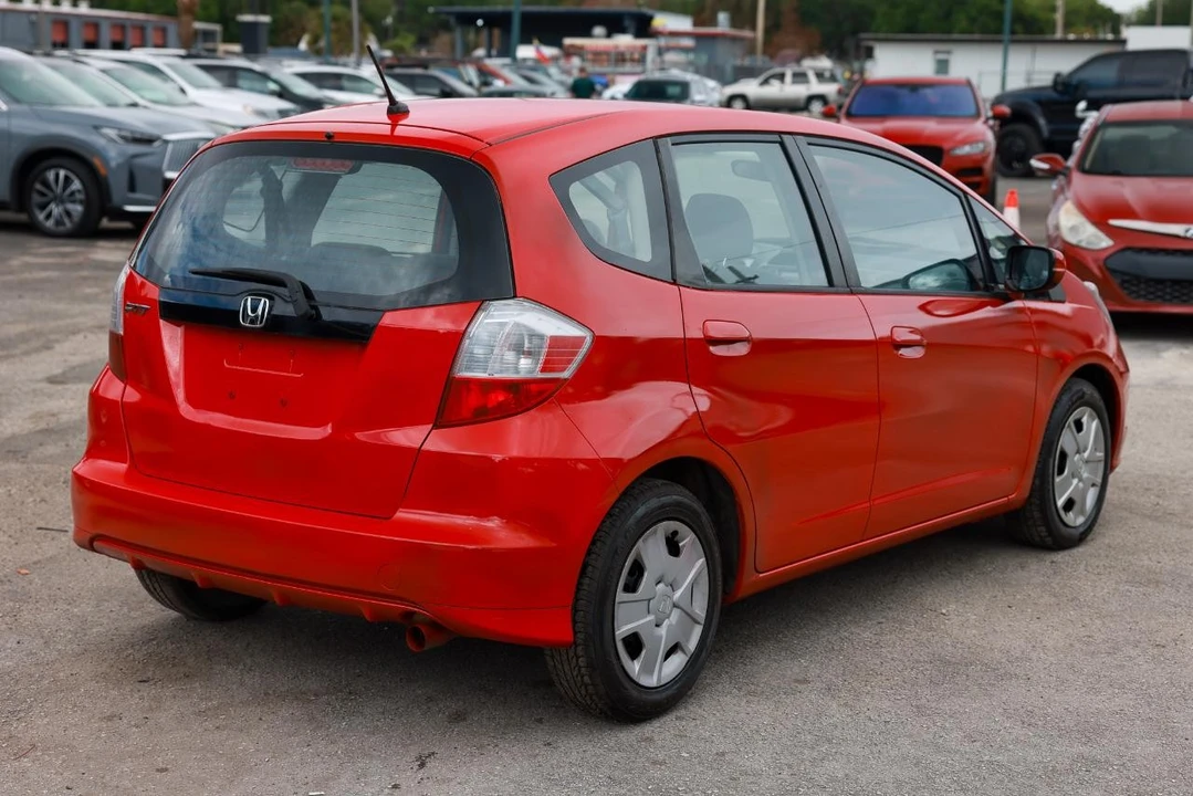 2013 Honda Fit - Image 11 of 21