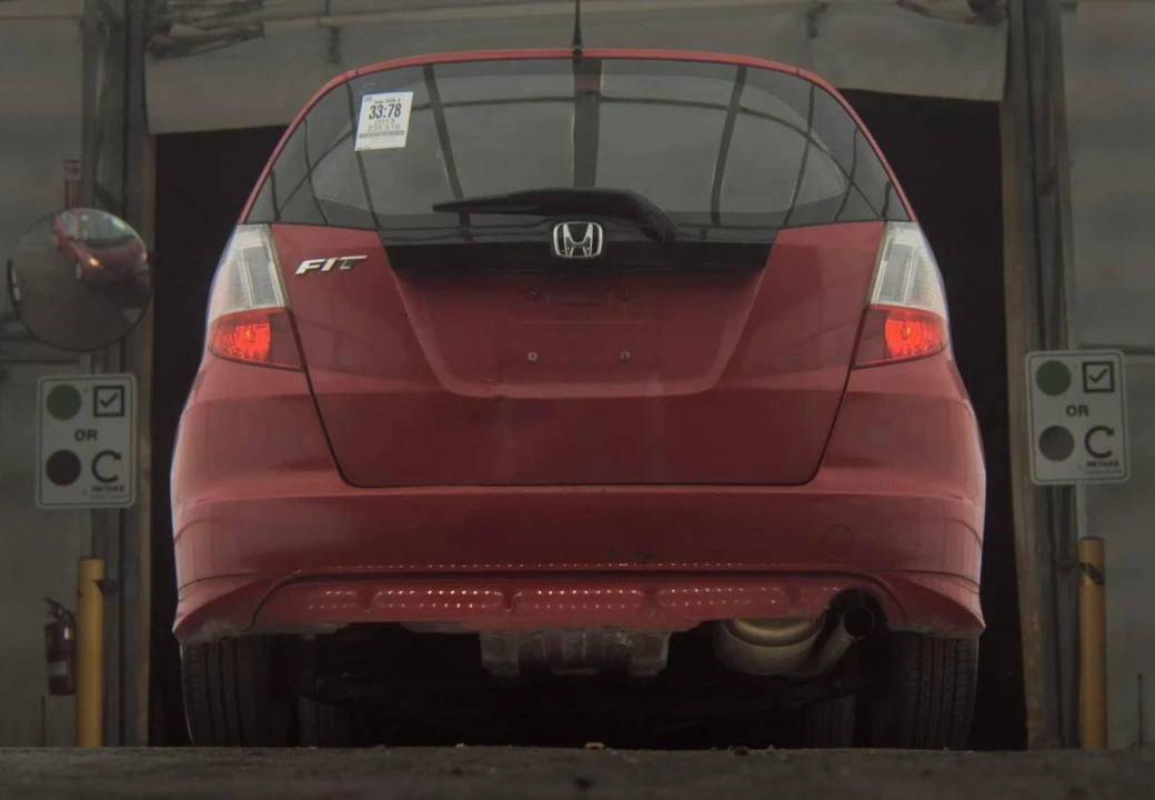2013 Honda Fit - Image 4 of 8