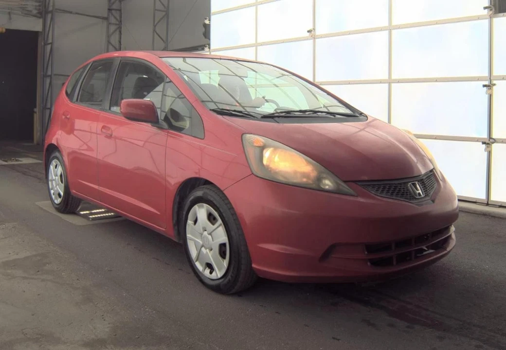 2013 Honda Fit - Image 6 of 8