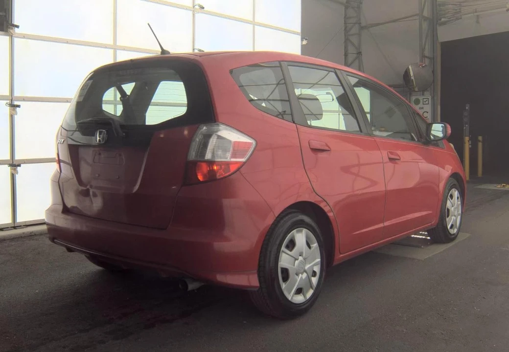 2013 Honda Fit - Image 5 of 8