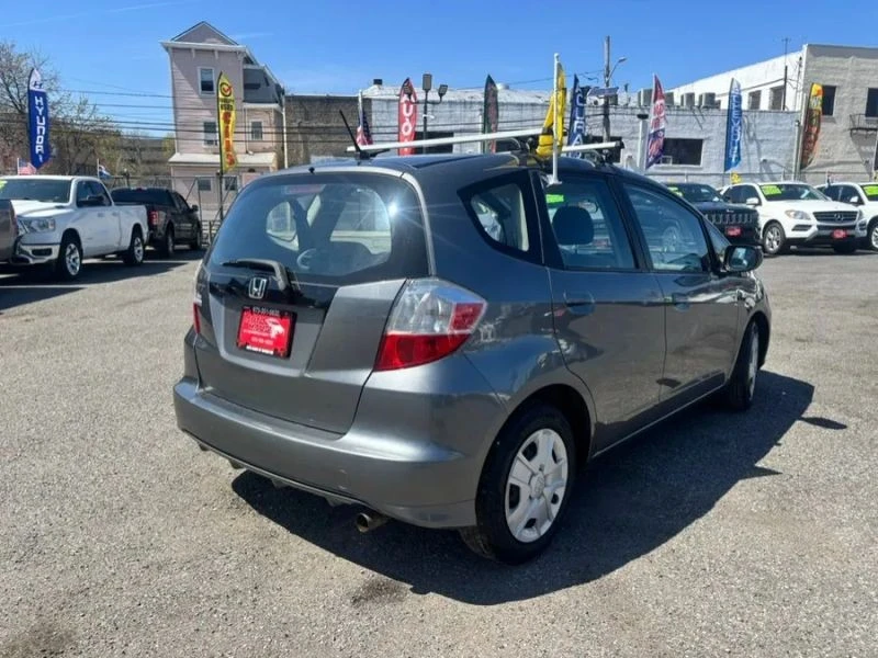 2013 Honda Fit - Image 6 of 12