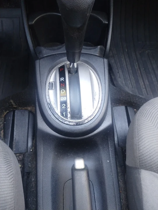 2013 Honda Fit - Image 8 of 18