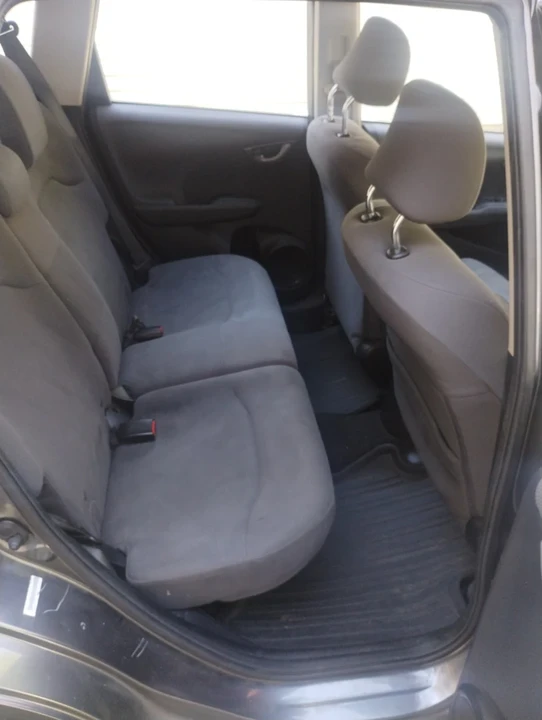 2013 Honda Fit - Image 15 of 18