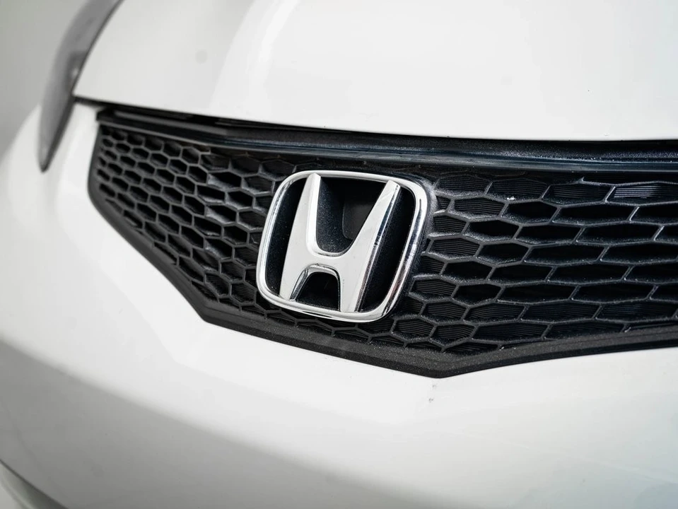 2013 Honda Fit - Image 3 of 21