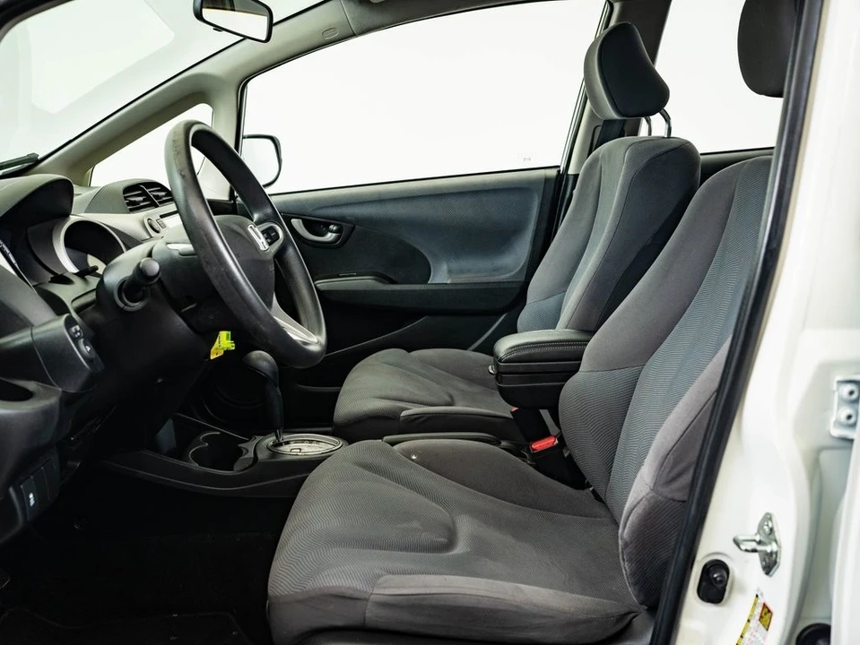 2013 Honda Fit - Image 15 of 21
