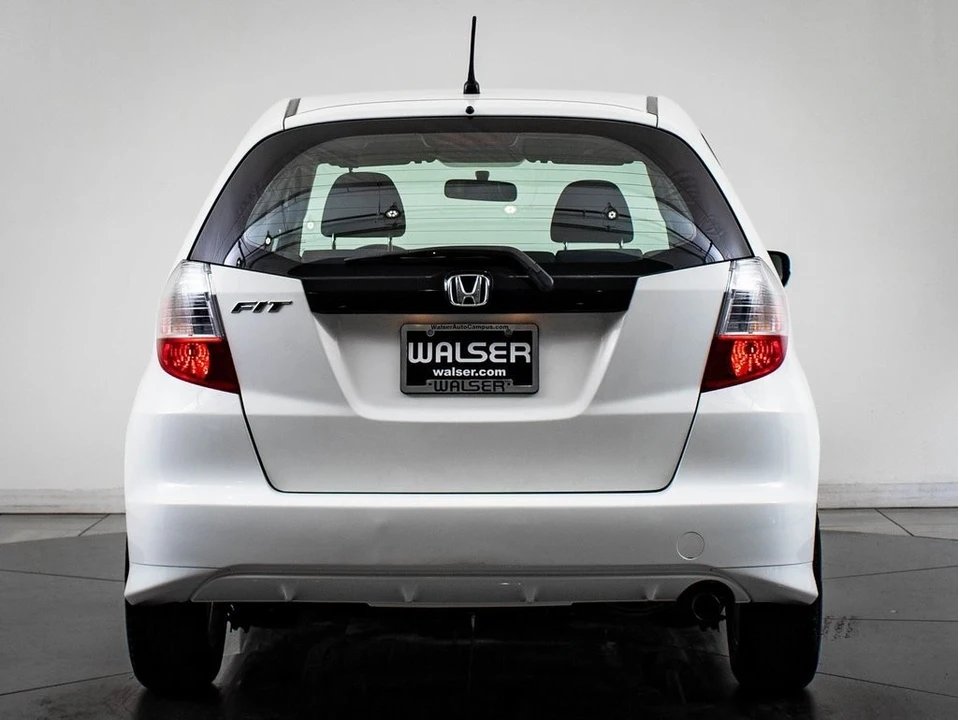 2013 Honda Fit - Image 8 of 21