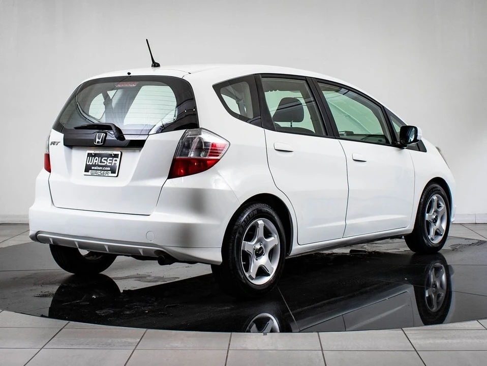 2013 Honda Fit - Image 7 of 21