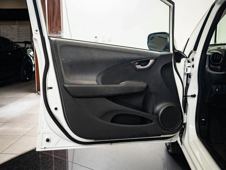 2013 Honda Fit - Image 19 of 21