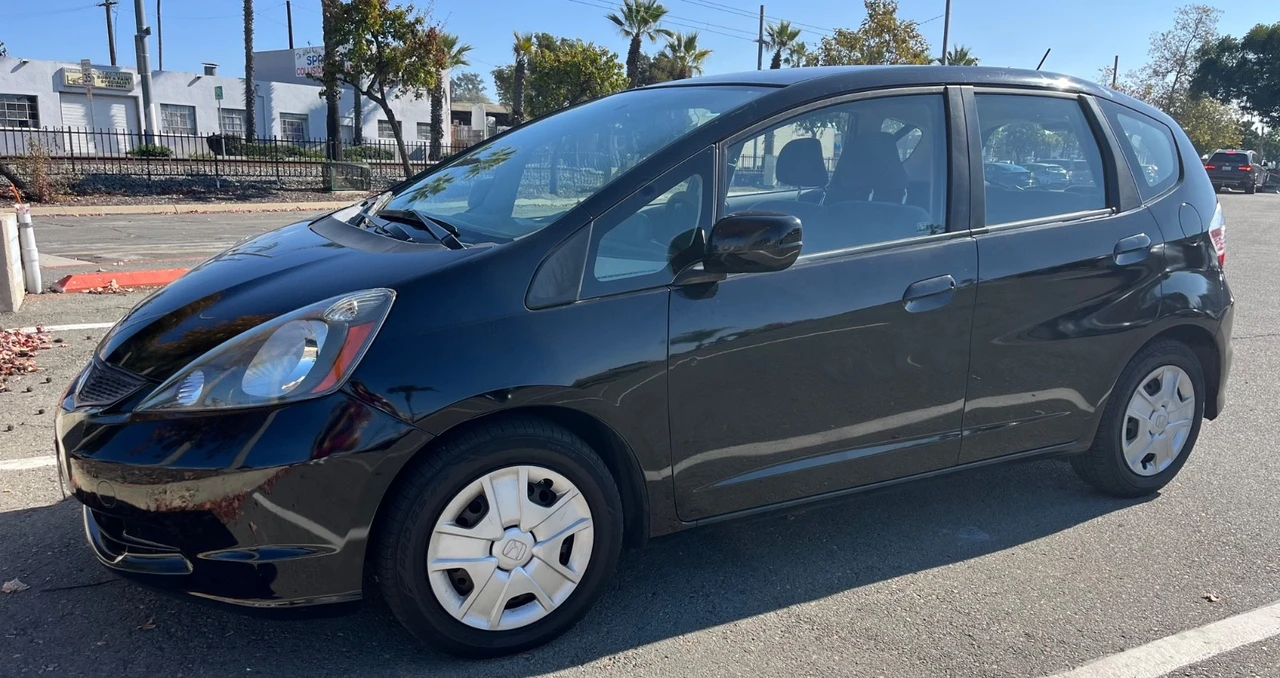 2013 Honda Fit - Image 7 of 15