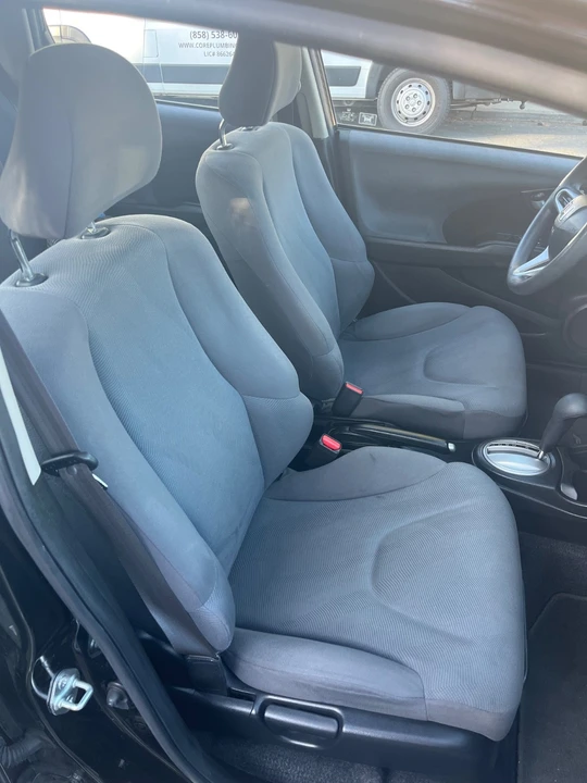 2013 Honda Fit - Image 12 of 15