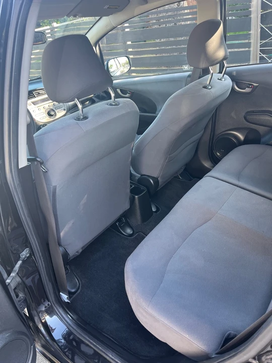 2013 Honda Fit - Image 14 of 15