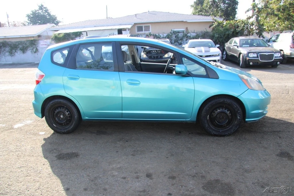 2013 Honda Fit - Image 7 of 21