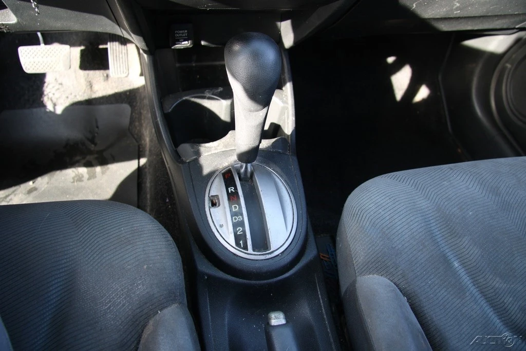2013 Honda Fit - Image 17 of 21