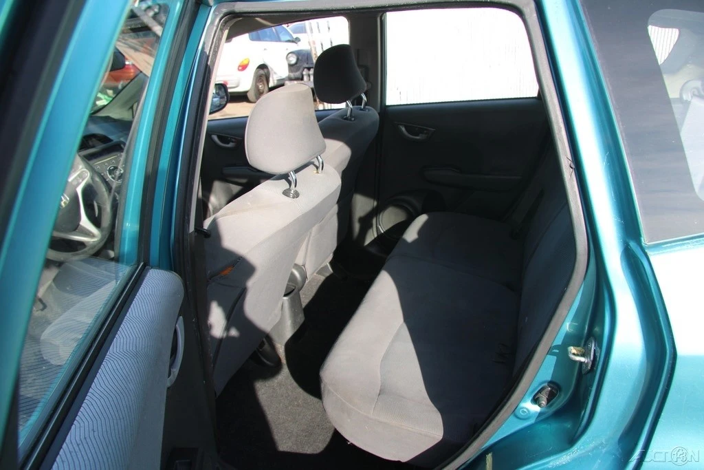 2013 Honda Fit - Image 19 of 21