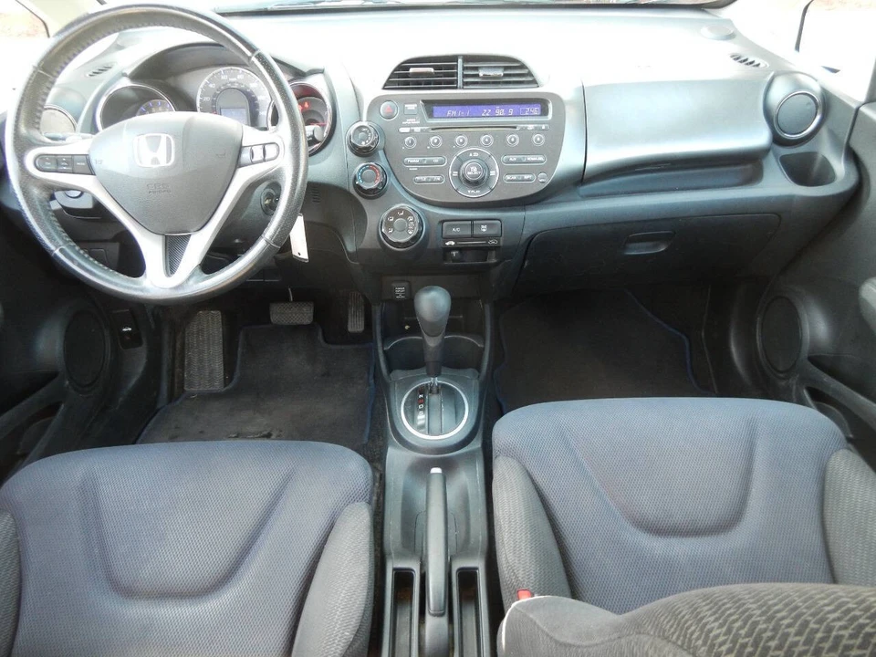 2013 Honda Fit - Image 2 of 21