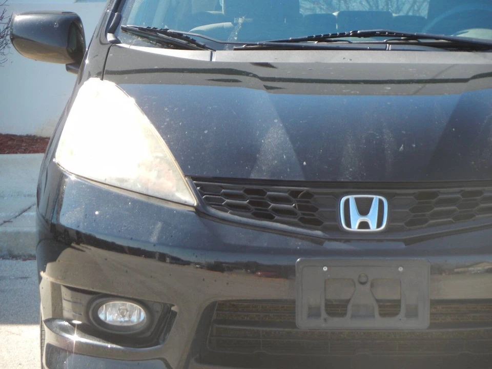 2013 Honda Fit - Image 9 of 21