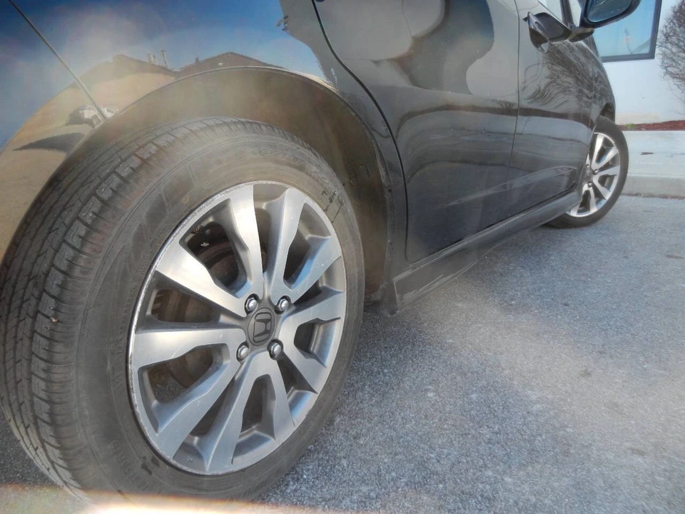 2013 Honda Fit - Image 17 of 21