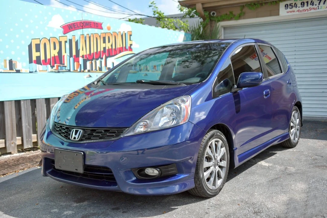 2013 Honda Fit - Image 4 of 12