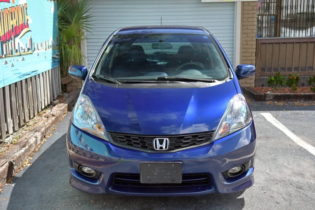 2013 Honda Fit - Image 3 of 12