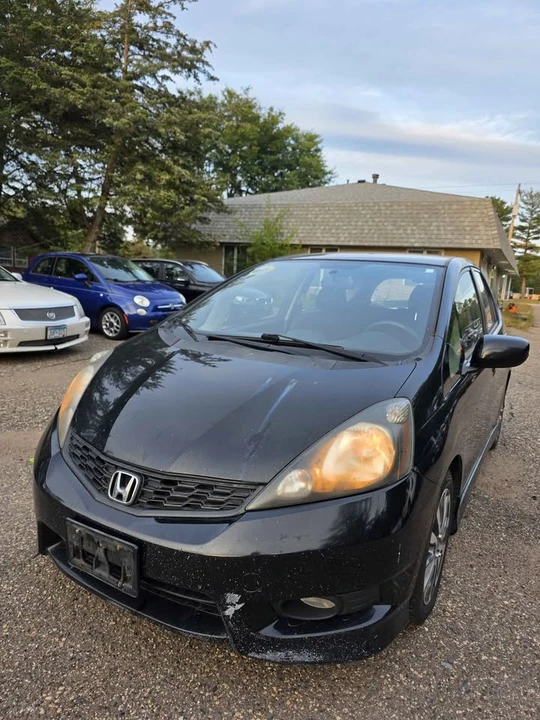 2013 Honda Fit - Image 2 of 10