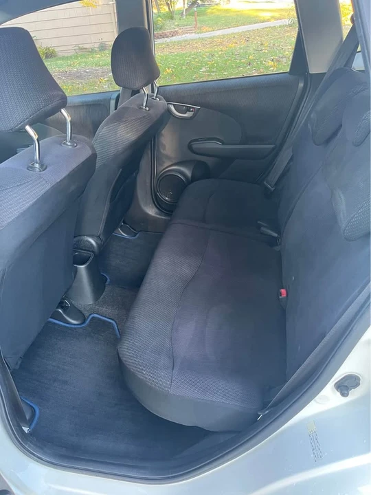 2013 Honda Fit - Image 17 of 20