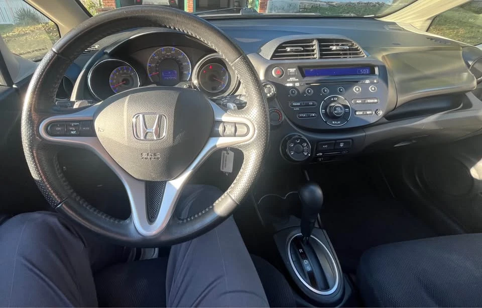 2013 Honda Fit - Image 13 of 20
